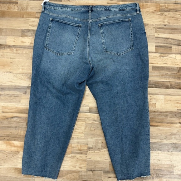 OLD NAVY High Waisted O.G. Straight Ankle Jeans Cut Off Hem Plus 26W Suki NWT - Picture 3 of 9